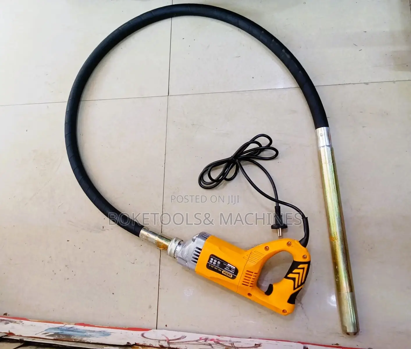 Dera Electric Vibrator And Poker