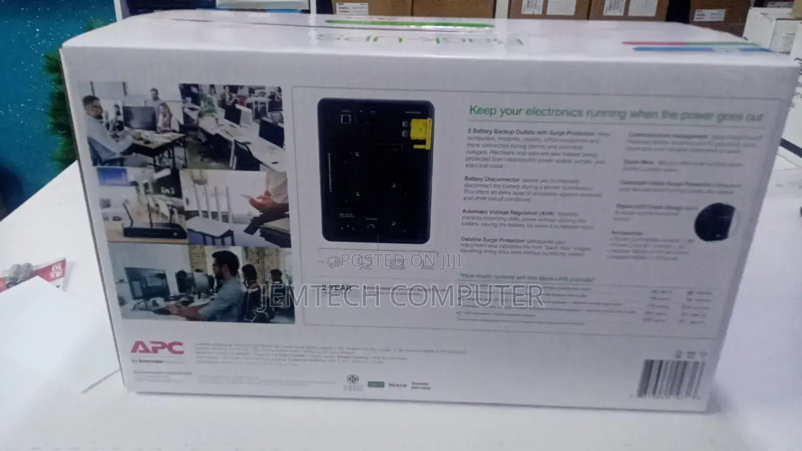 APC Back-Ups 1200va, 230V, Avr, Iec Sockets