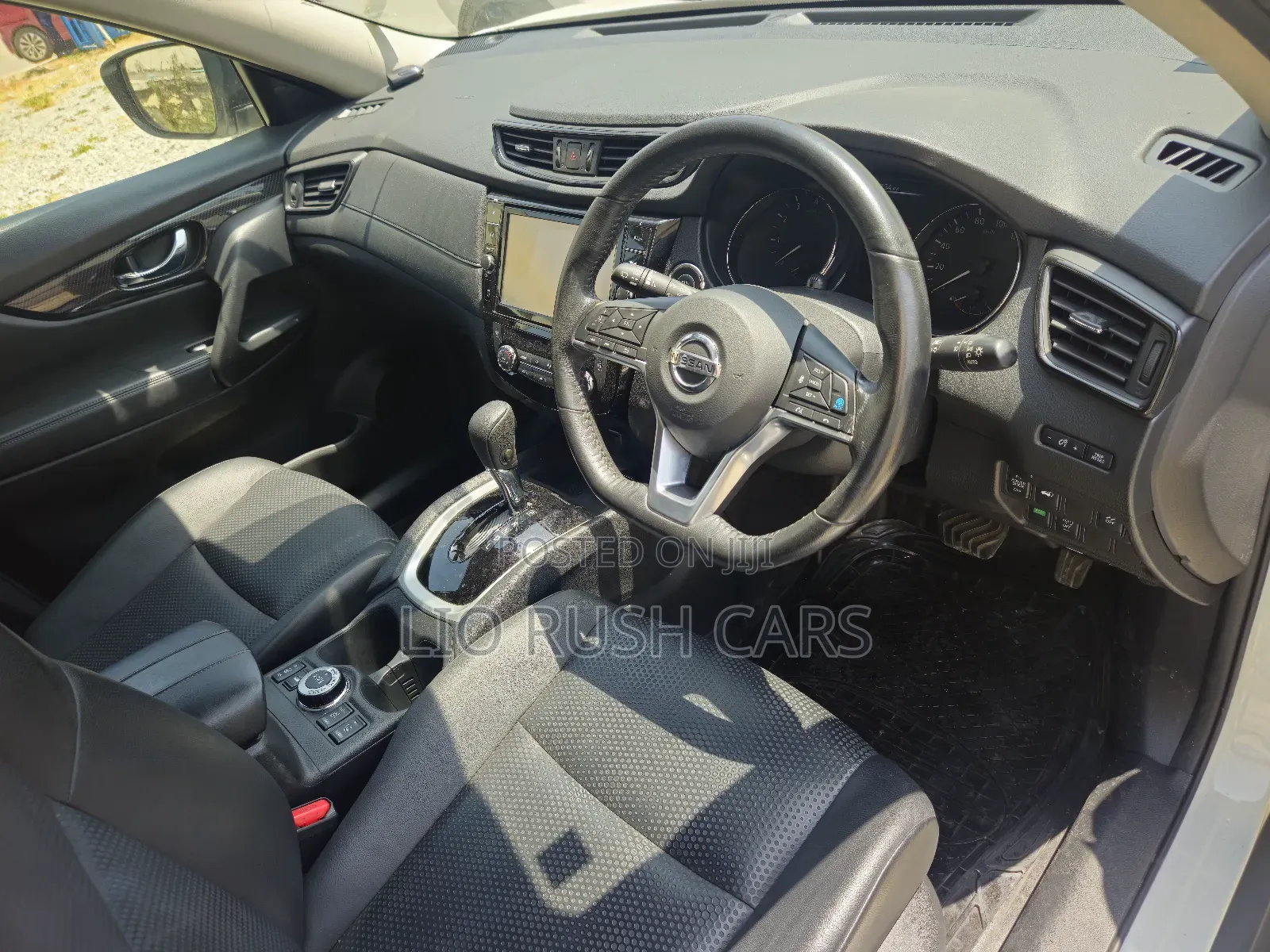 Nissan X-Trail 2018 White