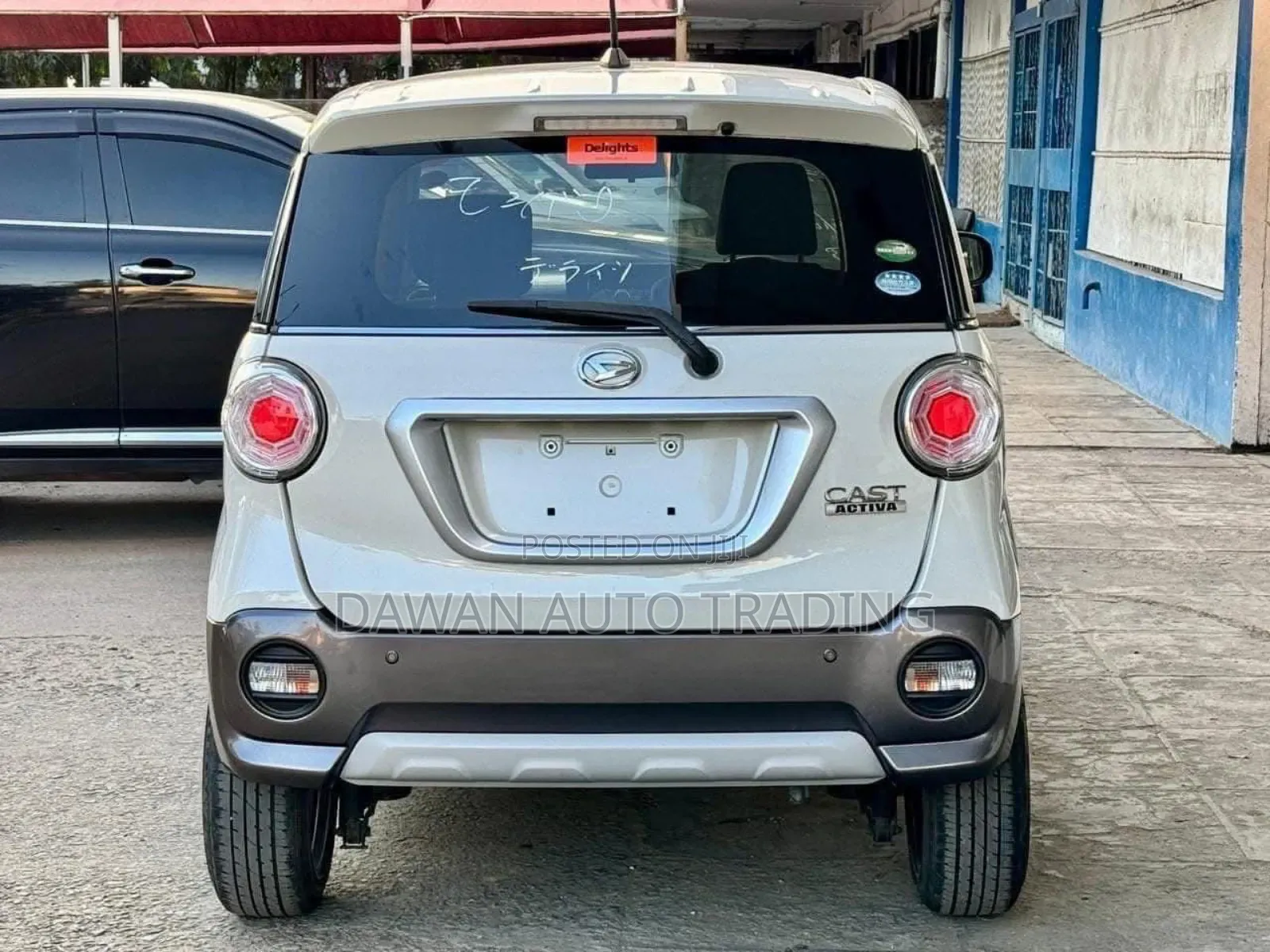 Daihatsu Cast 2017 Silver