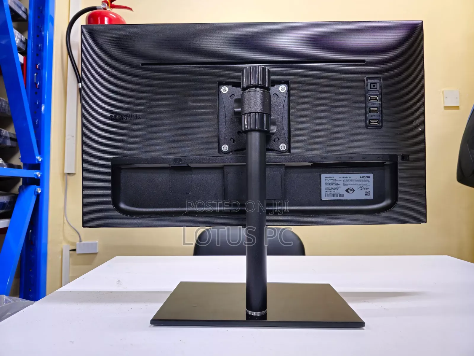 27inch Samsung Monitor