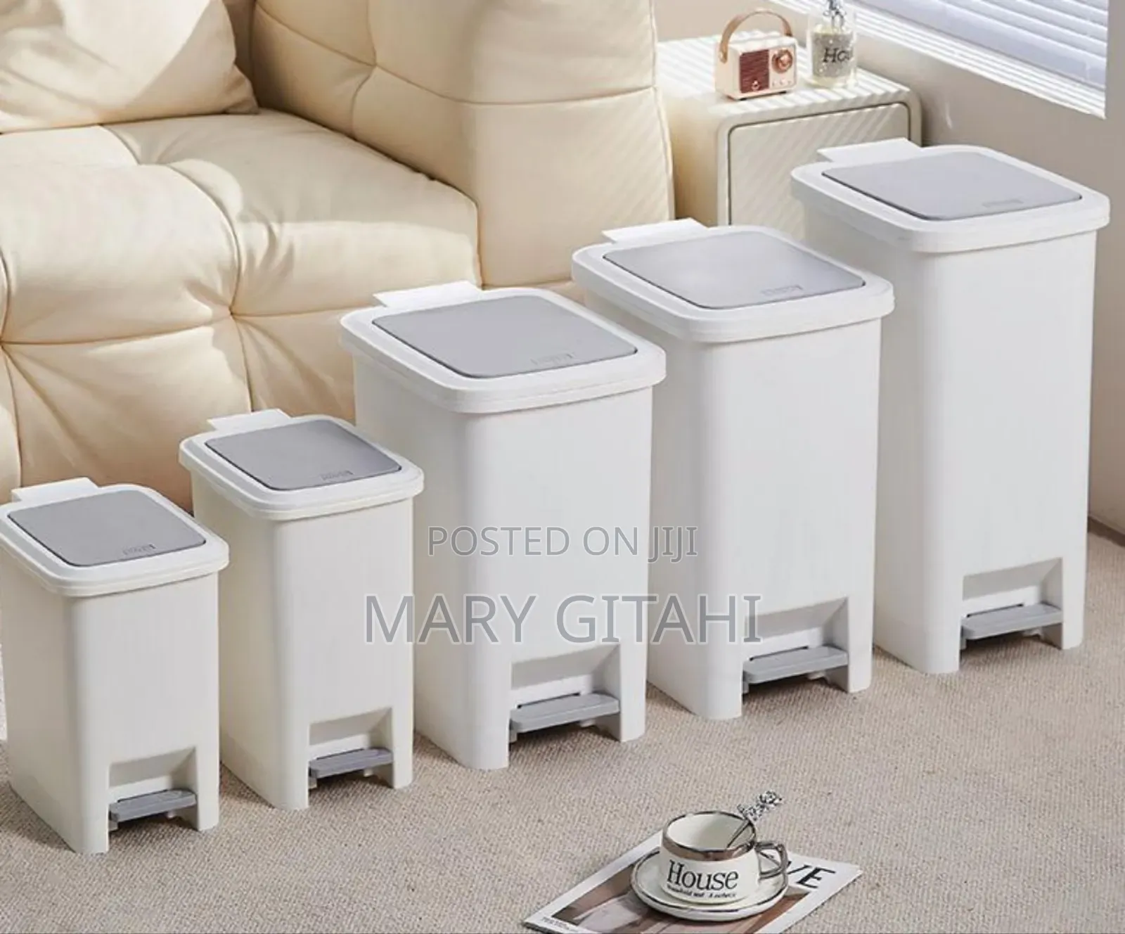 *Pedal Dustbin With Dual Opening by Foot Press 20l