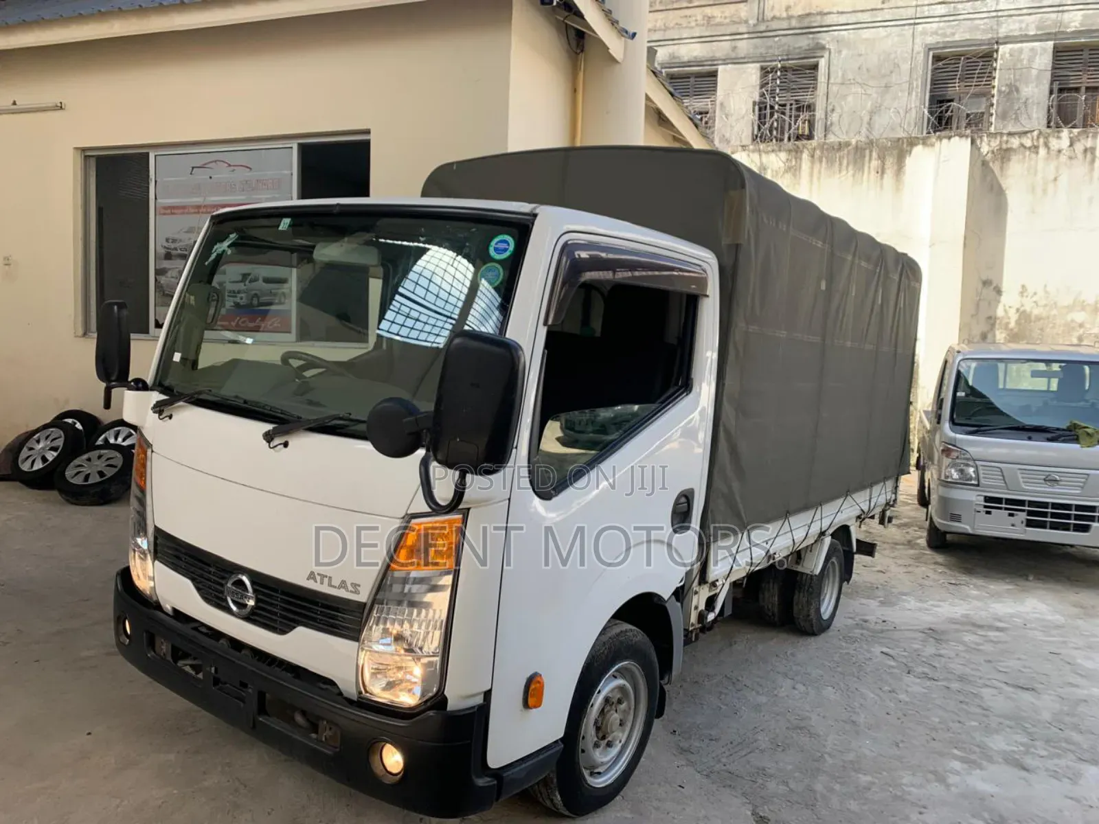 Nissan Atlas