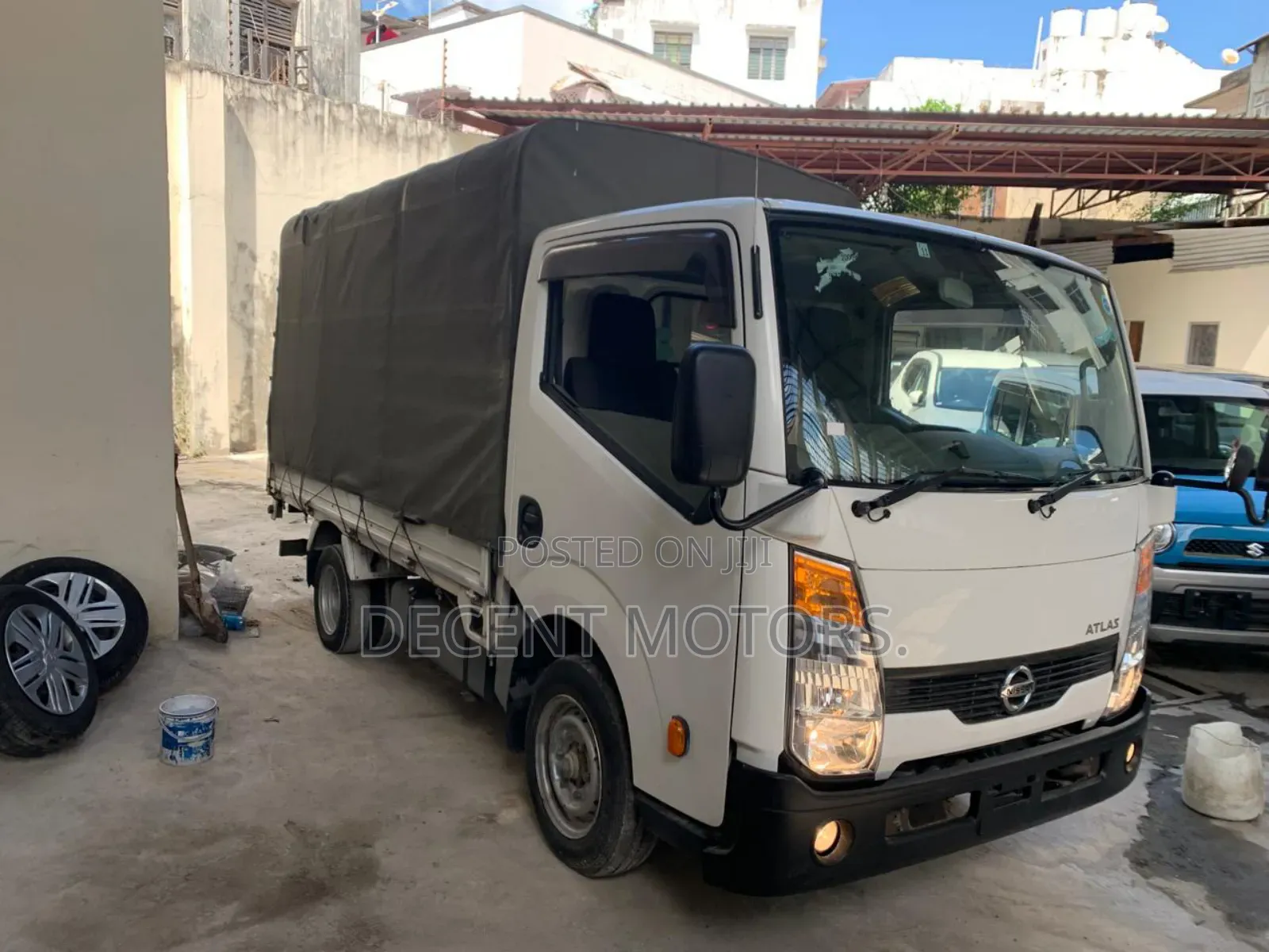 Nissan Atlas
