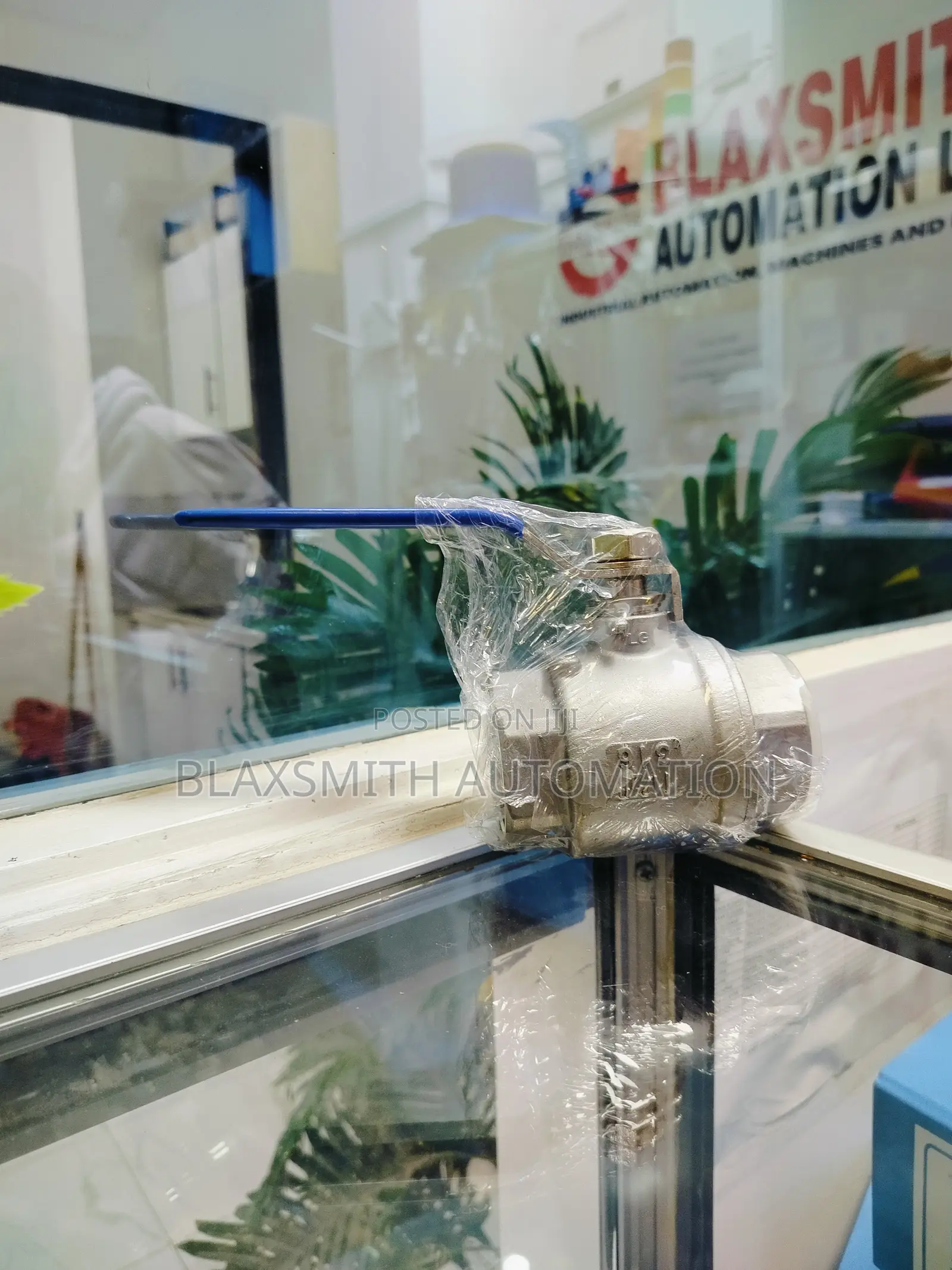 Ball Cork Valve 1 1/2''