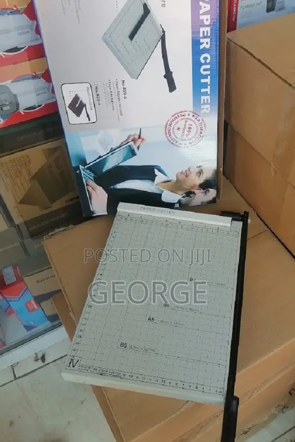 Efficient A4 Paper Cutter Available