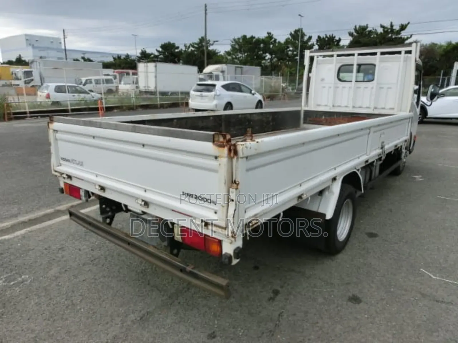 Nissan Atlas 2018 White