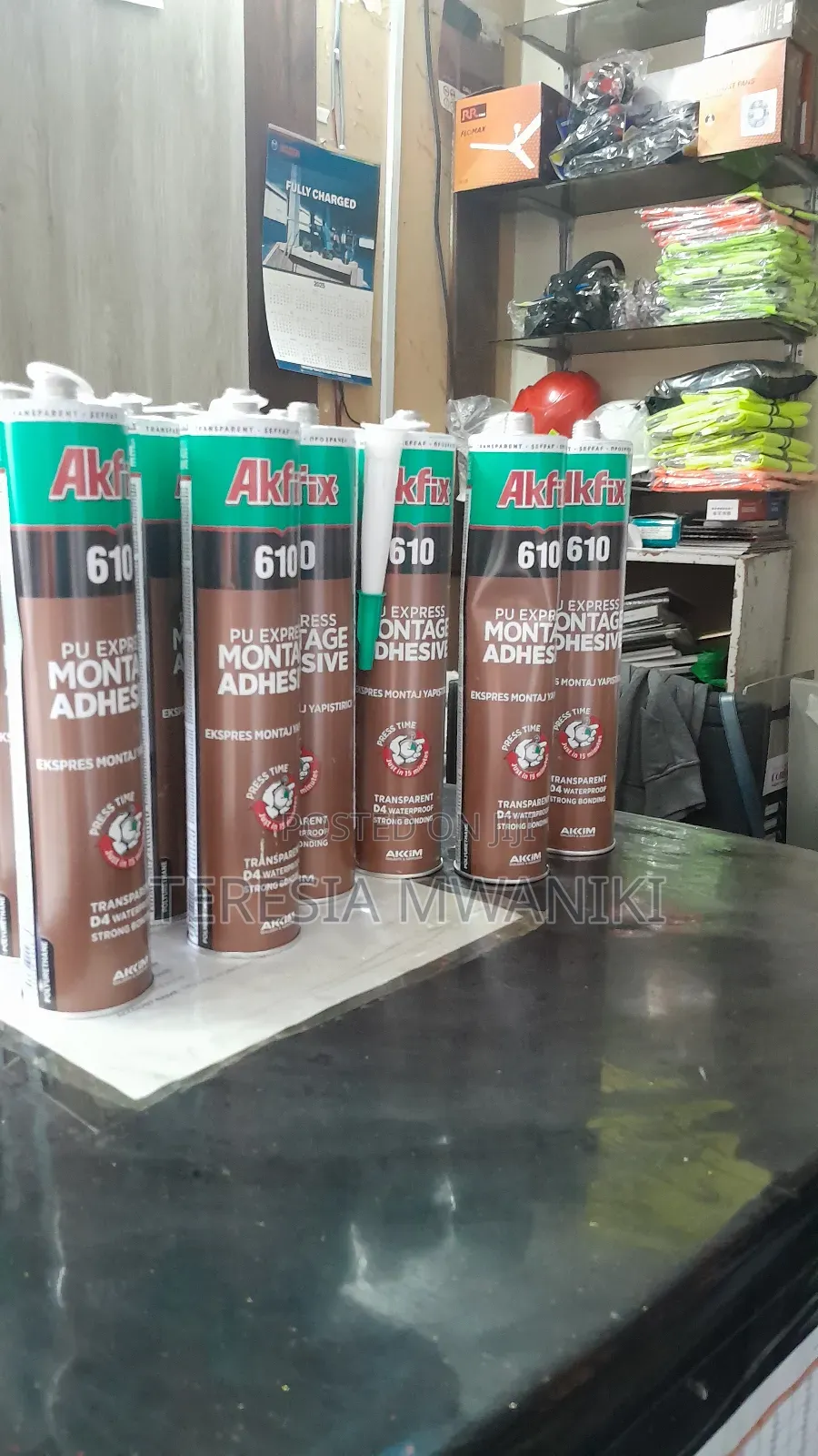 Akifix  610 Pu No Nail  Pro Adhesive  310ml