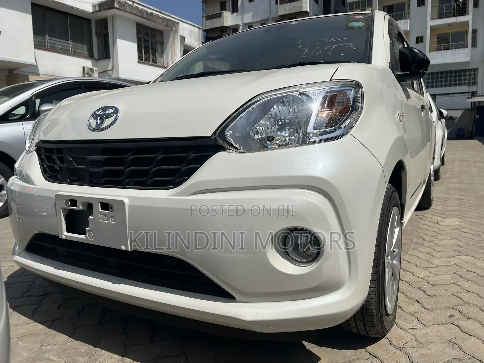 Toyota Passo 2018 Beige