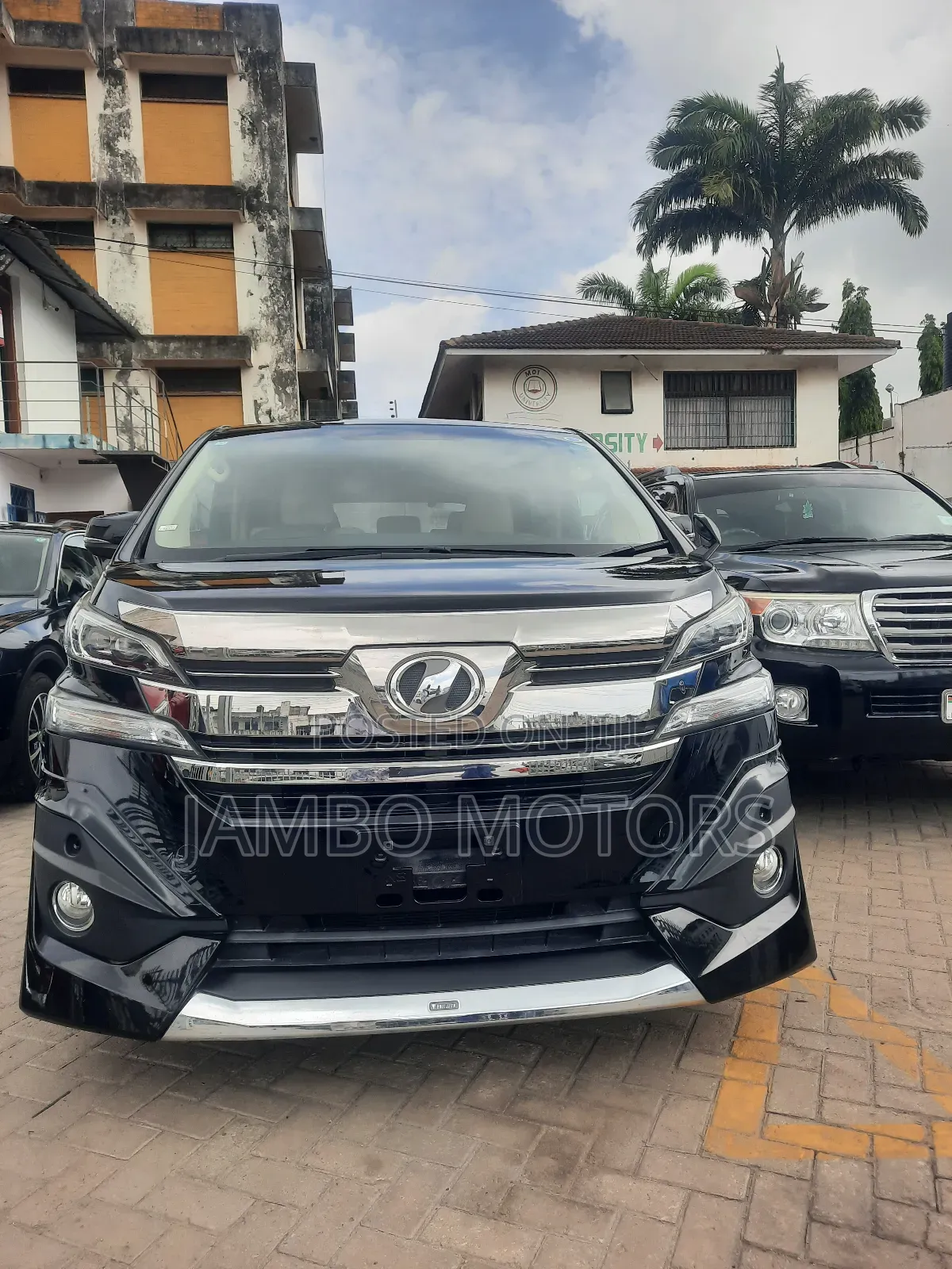 Toyota Vellfire 2018 Black