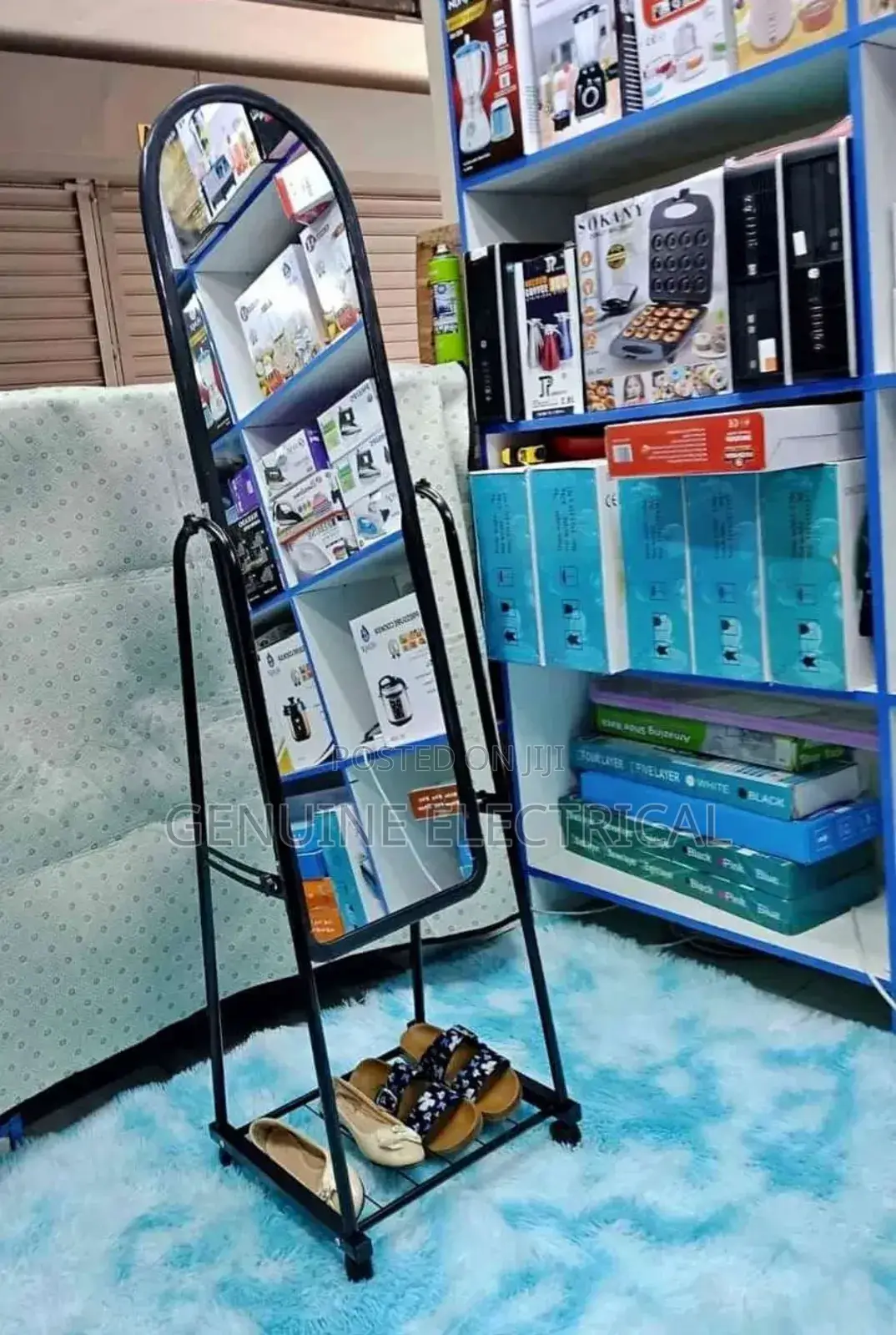 Good Quality Dressing Mirror With Wheels