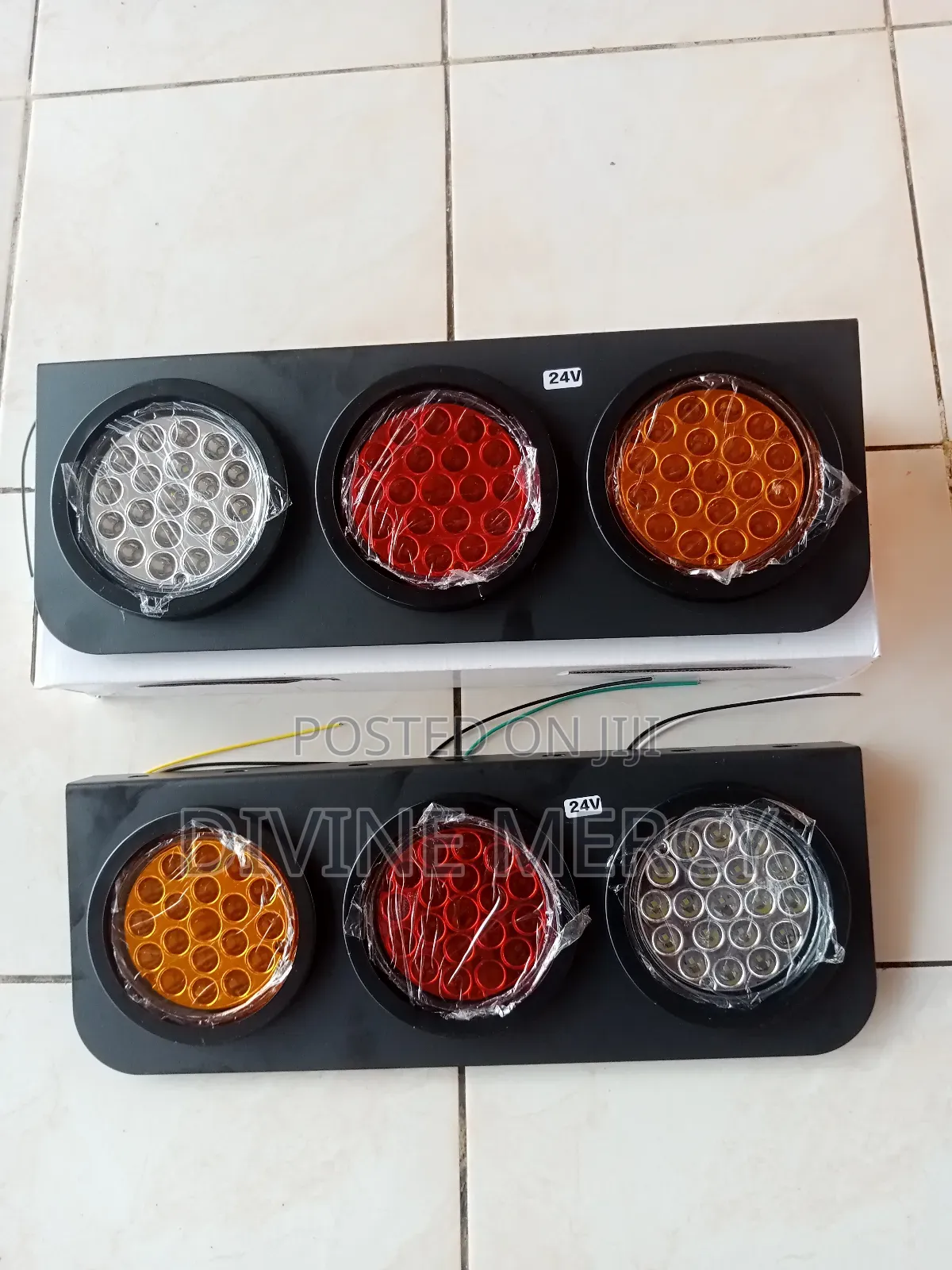 Digital Led Brake, Parking and Reverse Round Tail Lamp