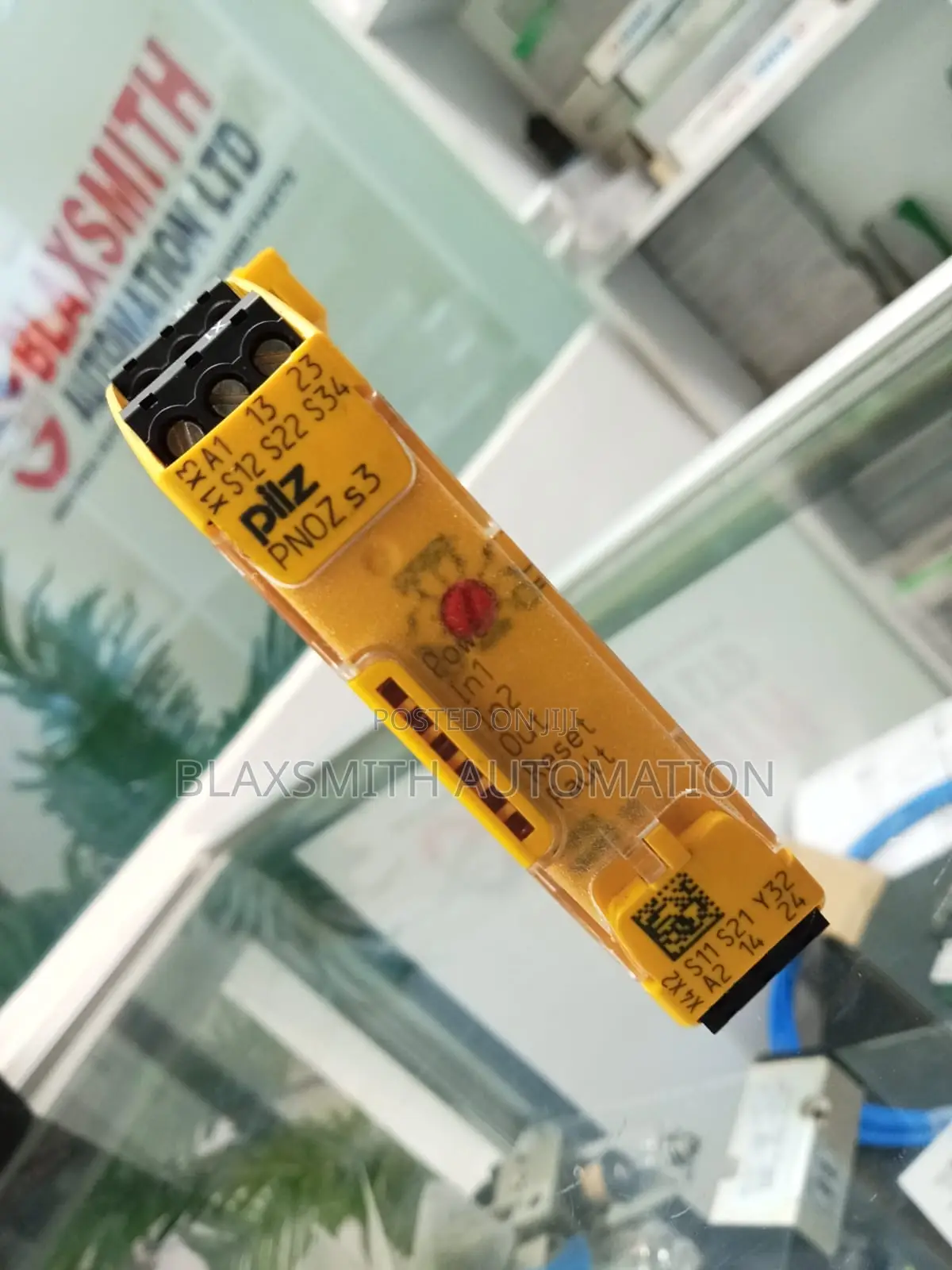 Pilz PNOZ S3 - Safety Relay