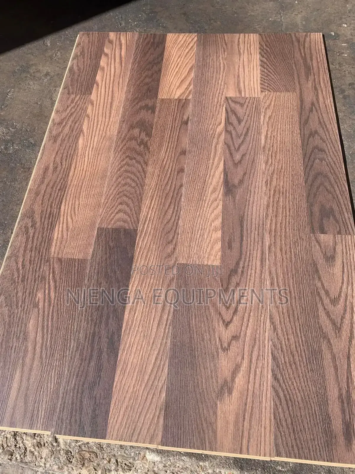 Wood Laminate Planks