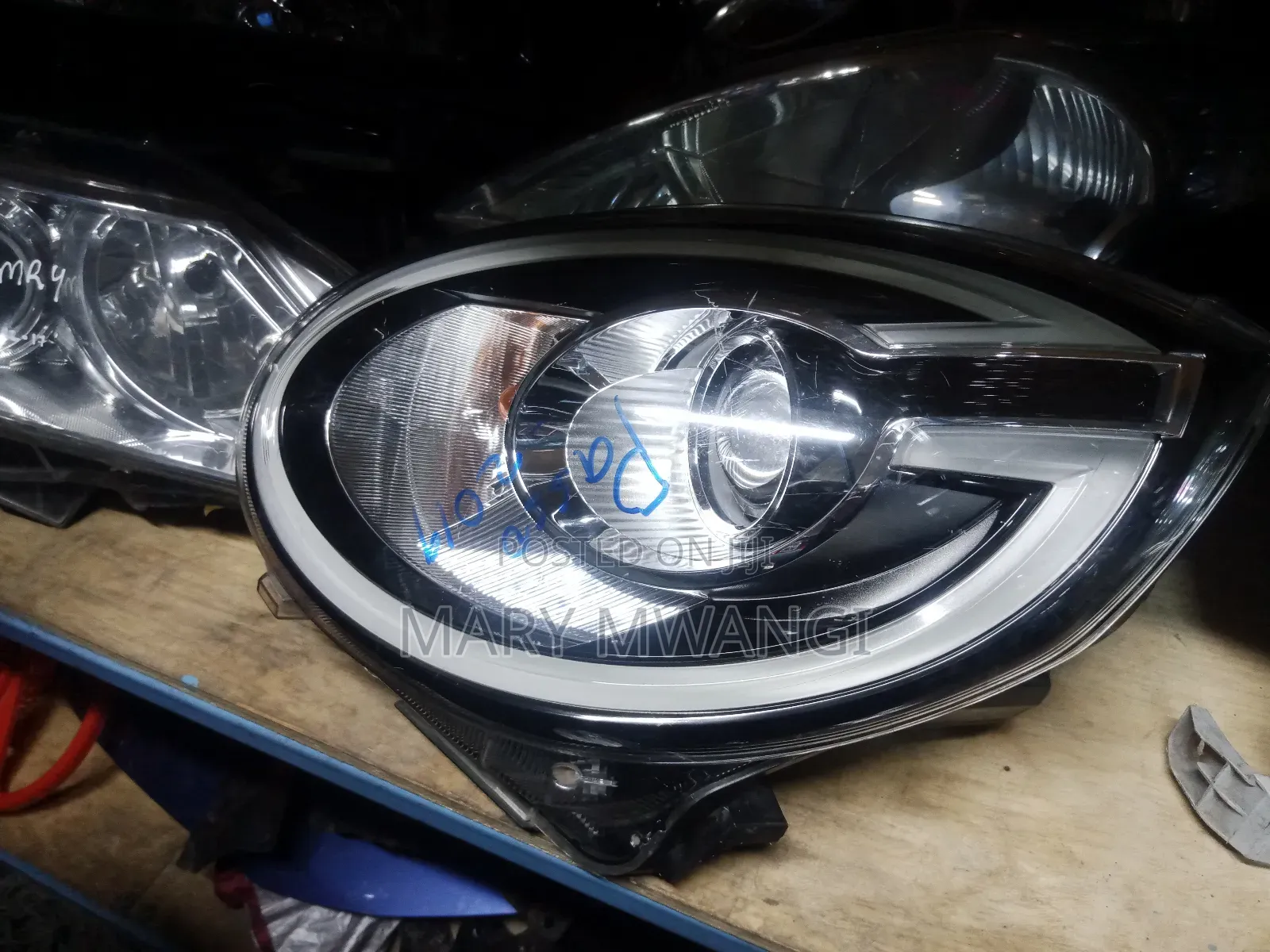 Passo Moda Model 2018/2019 Headlight