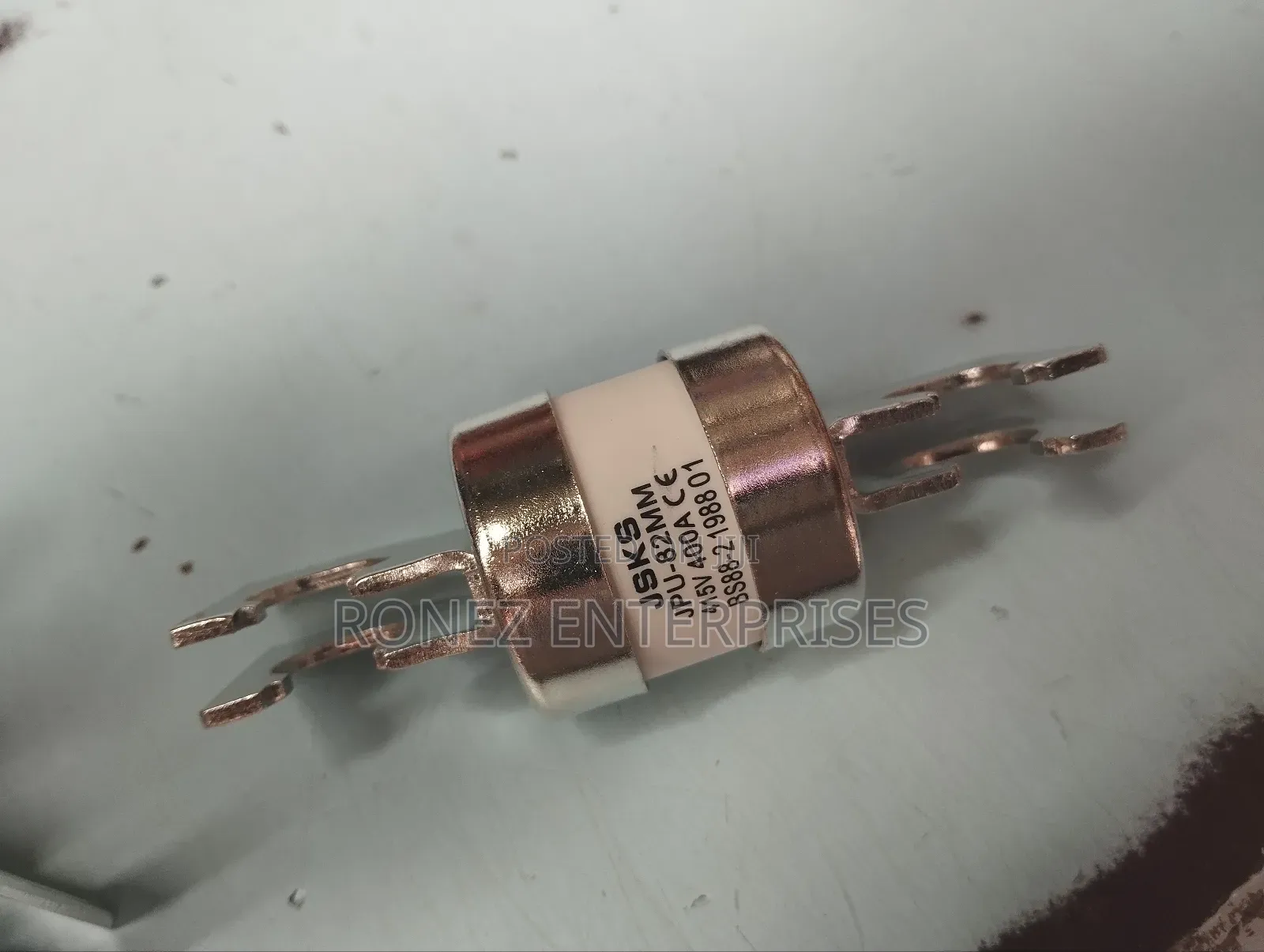 Mc-Cutout 400 Amps Fuse