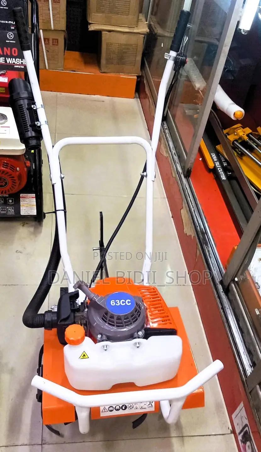 Plant Operator 63cc Petrol Machine