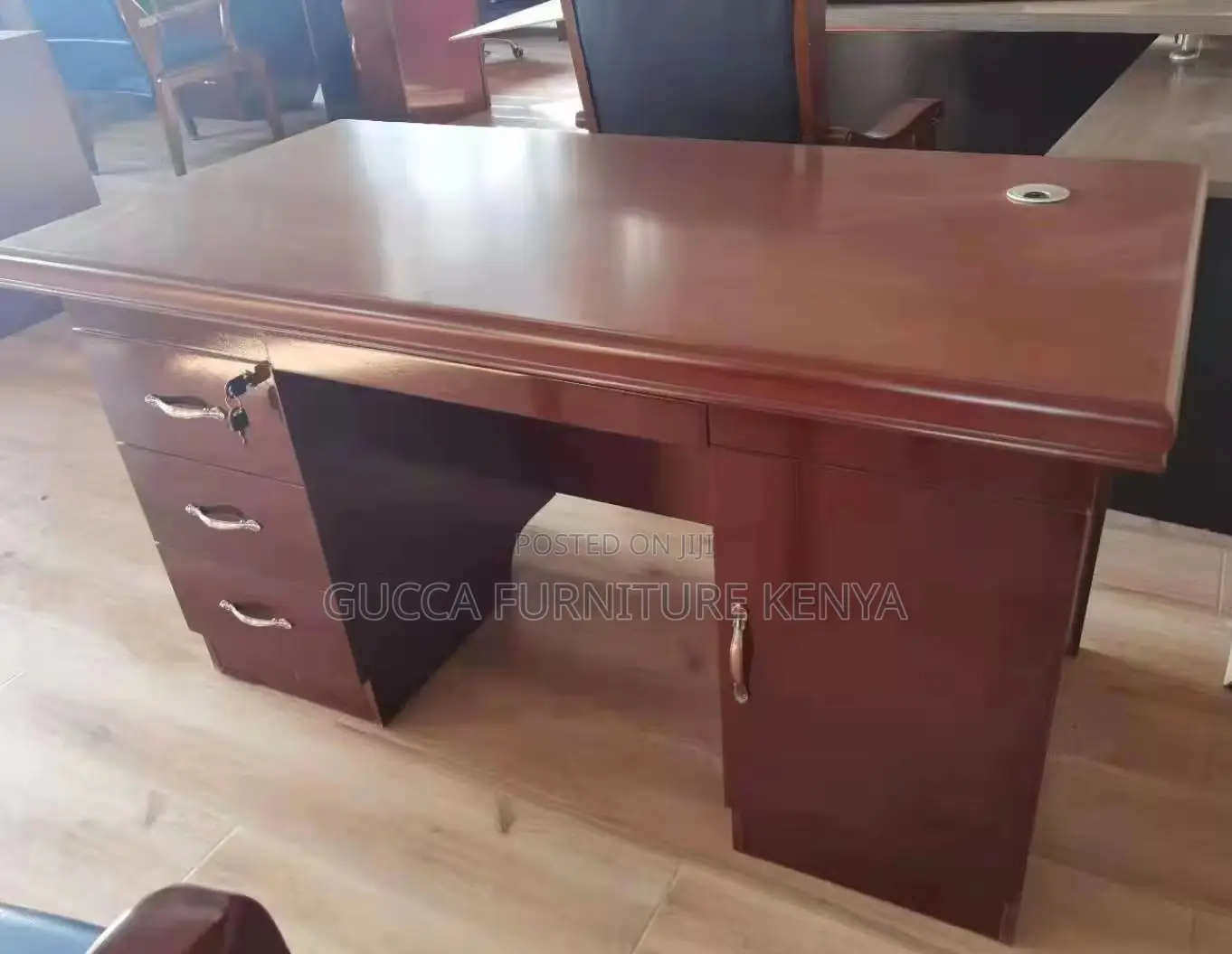 Office Tables:1.4 Meters Executive VIP Secure Office Table