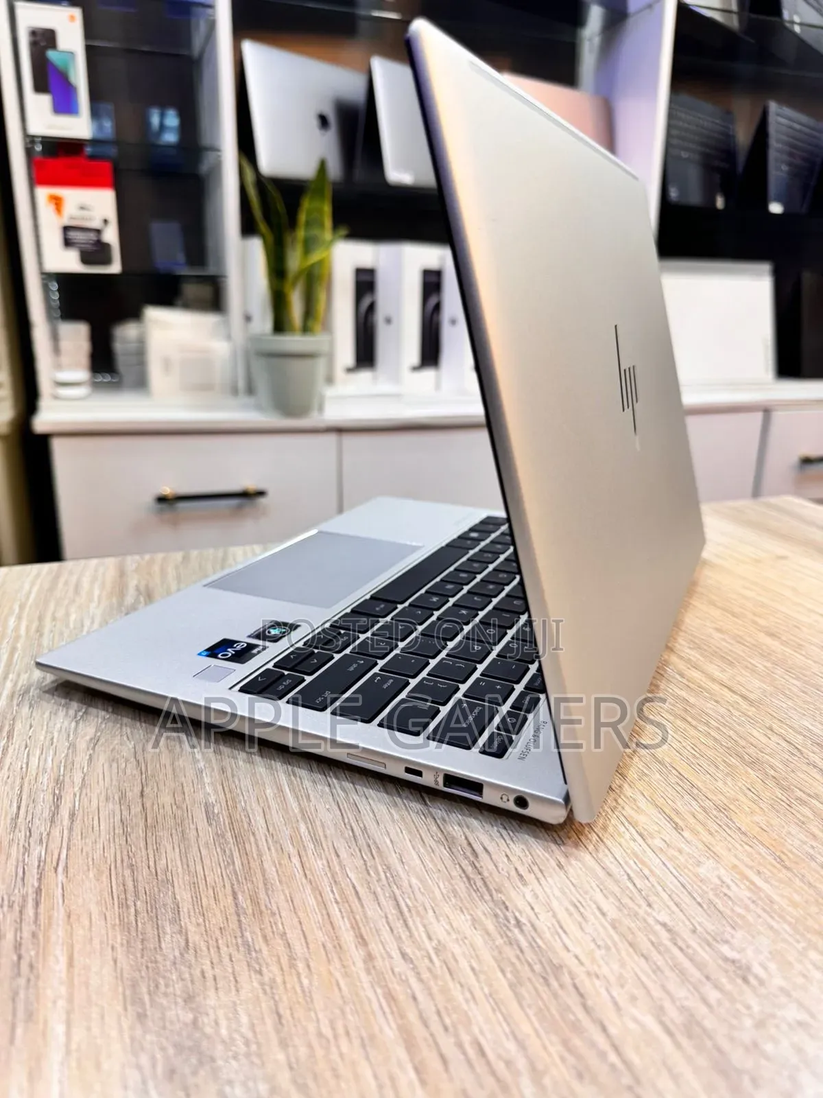 Laptop HP EliteBook 830 G9 16GB Intel Core I7 SSD 1T