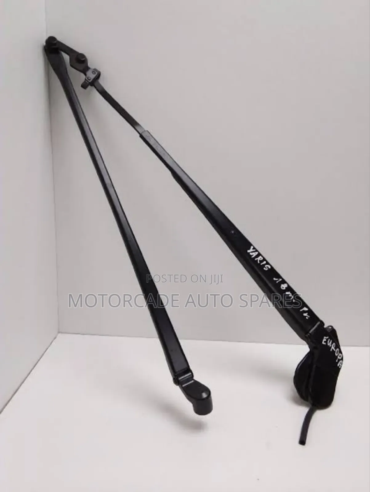 Toyota Vitz 2012-2020 Wiper Arm