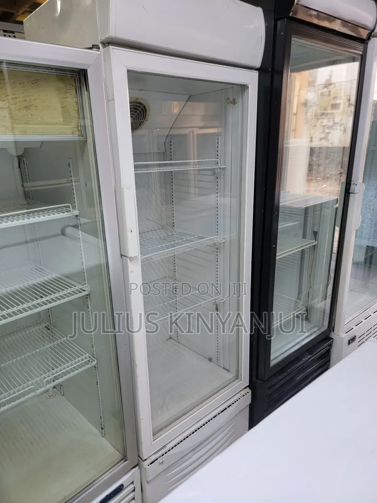 380 Litres Beverages Display Chiller