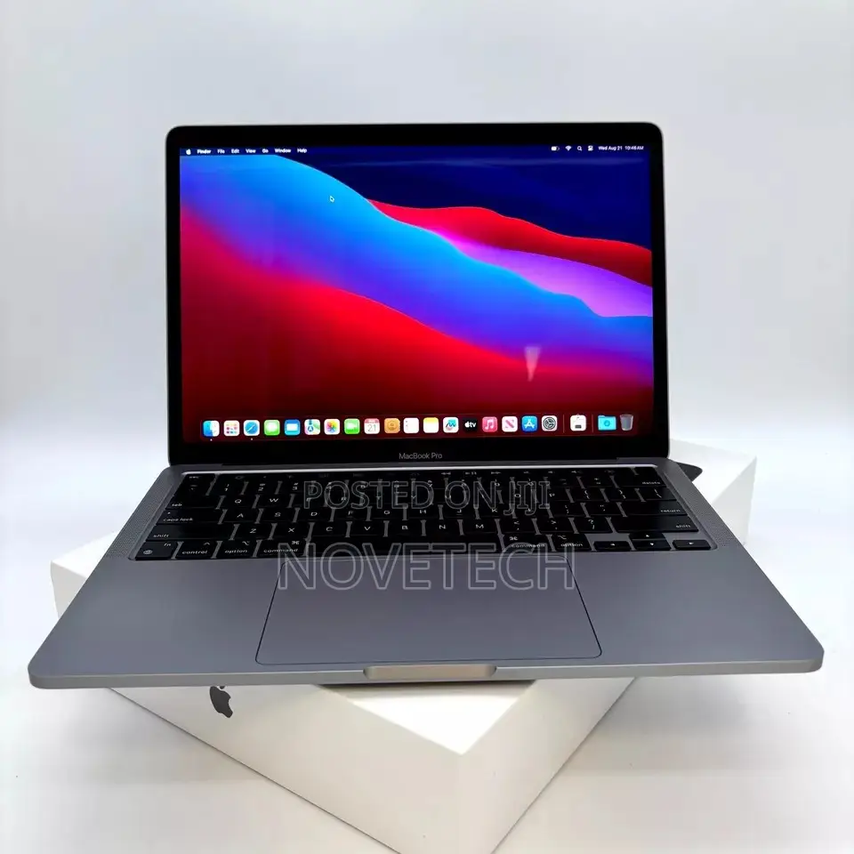 Laptop Apple MacBook 2020 16GB Intel Core I7 SSD 512GB