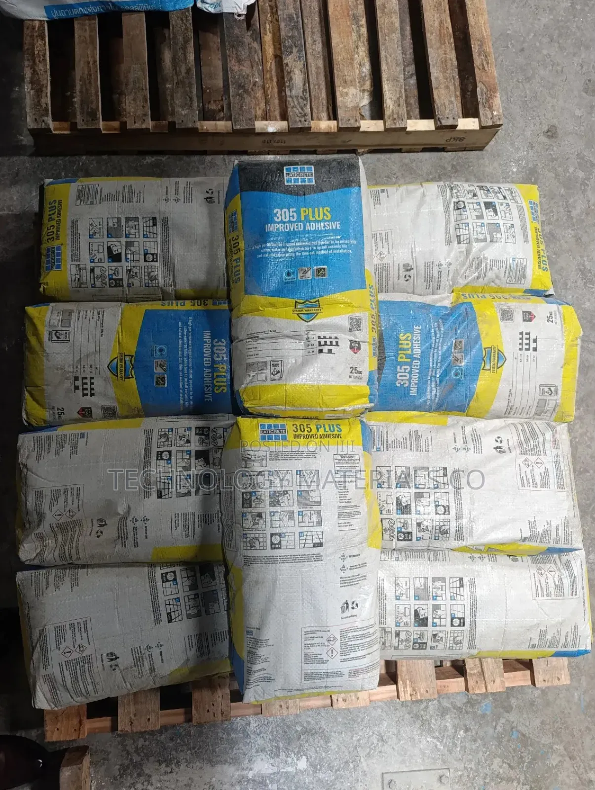 305 + Adhesive by LATICRETE(25kgs)
