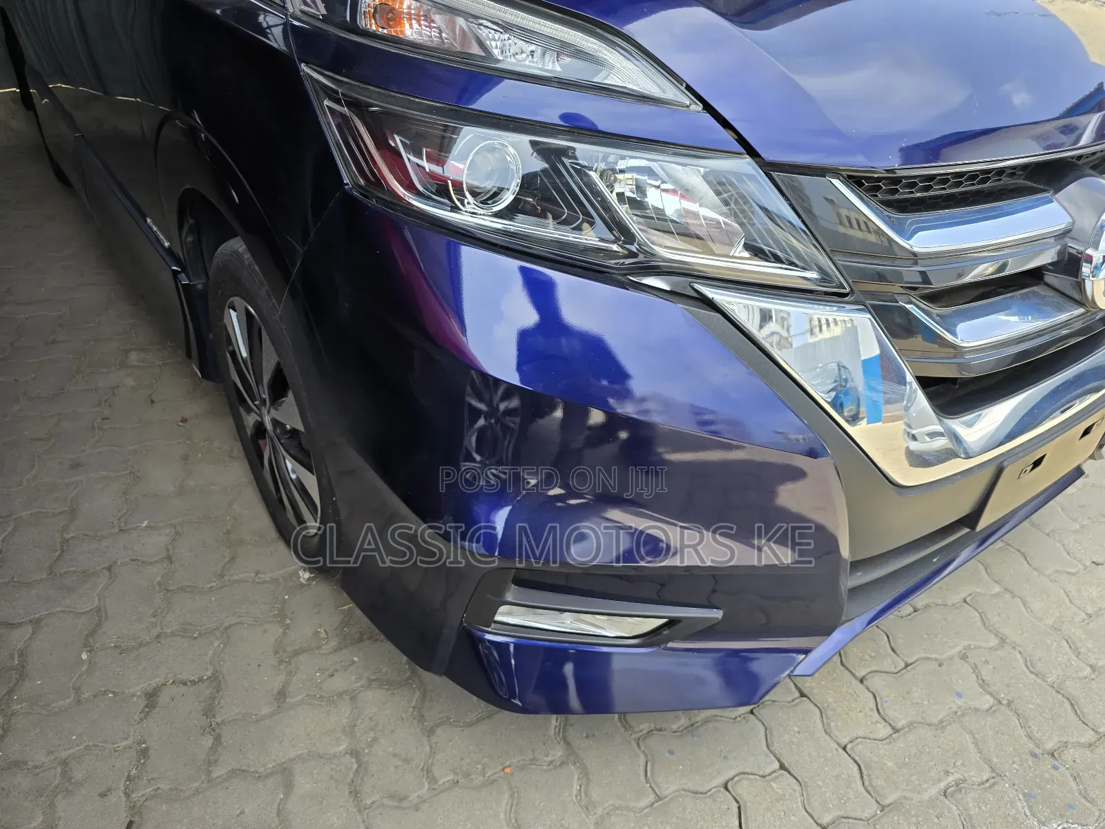 Nissan Serena 2018 Blue