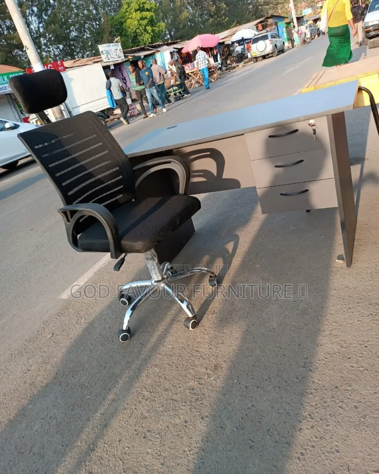 Unique Design Headrest Chair With 1 Meter Office Table Kl7uh