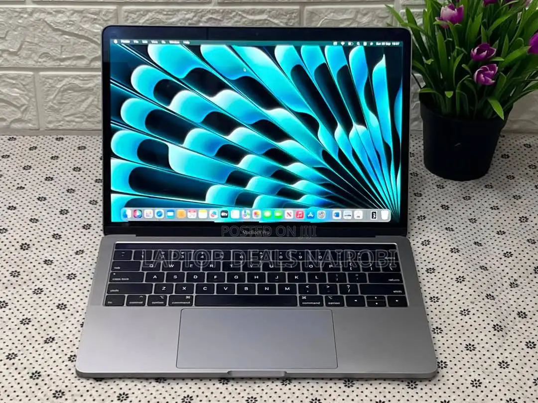Laptop Apple MacBook Pro 2019 8GB Intel Core I5 SSD 256GB