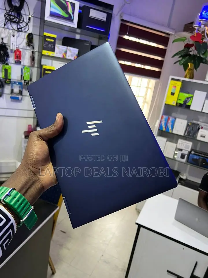 Laptop HP Dragonfly Folio 8GB Intel Core I5 SSD 256GB