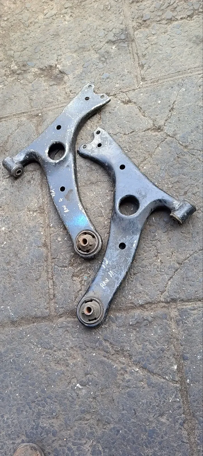 Toyota RAV4 2005 Control Arms