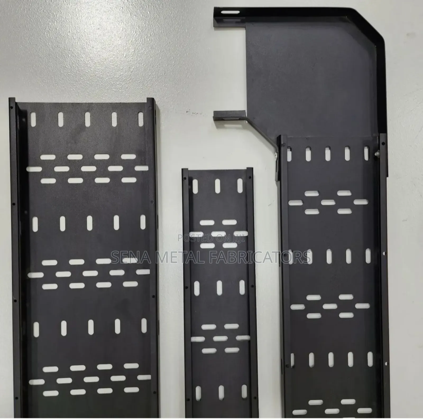Black Powder Coating Cable Tray With Perforated Holes.