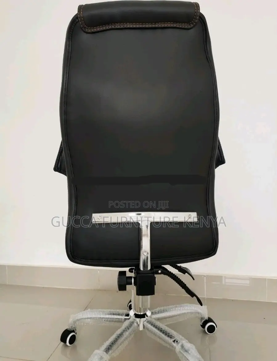 Office Chairs: Standard PU Leather Generic Home Office Chair