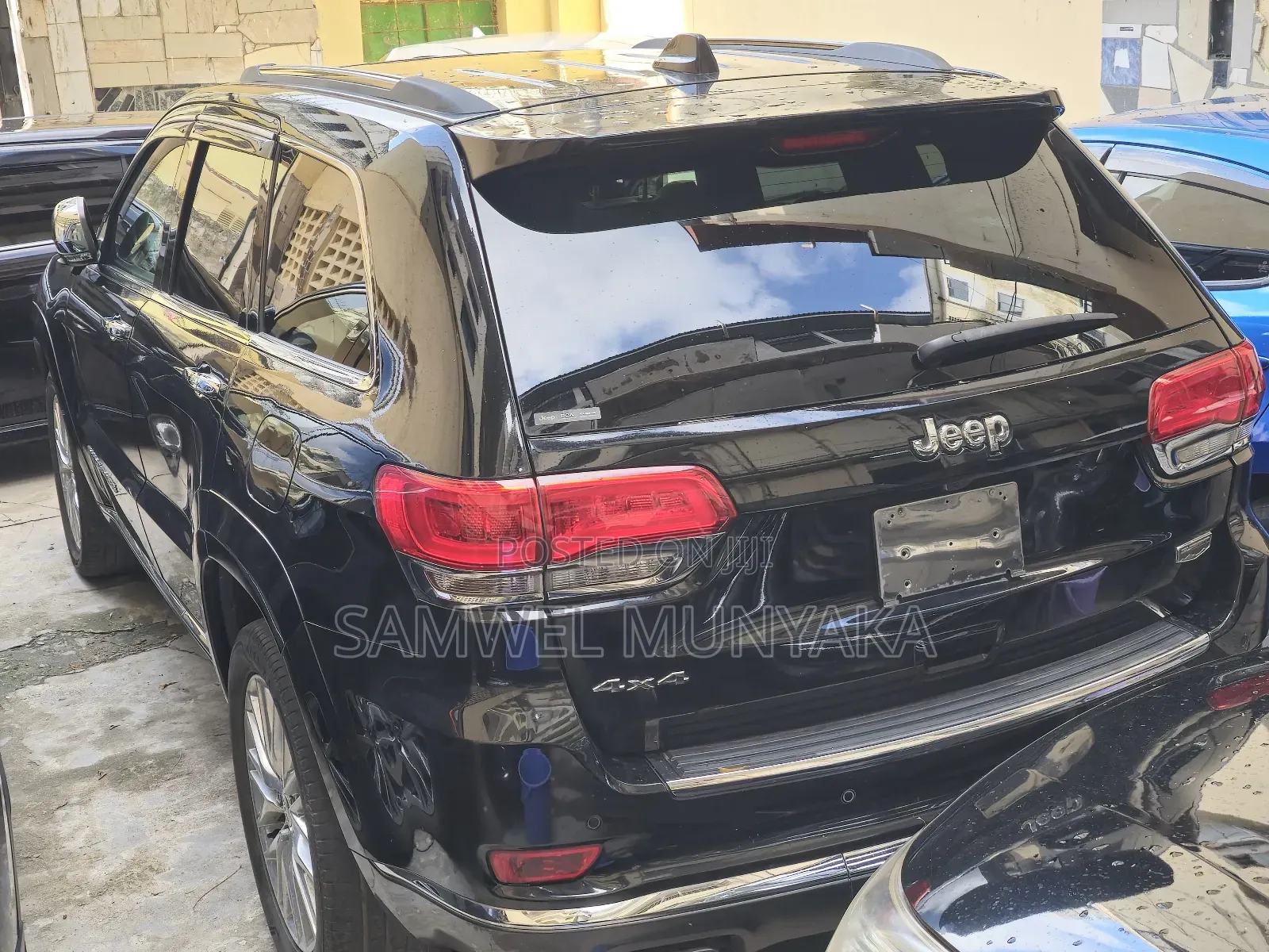 Jeep Grand Cherokee Summit 4dr 4x4 2017 Black
