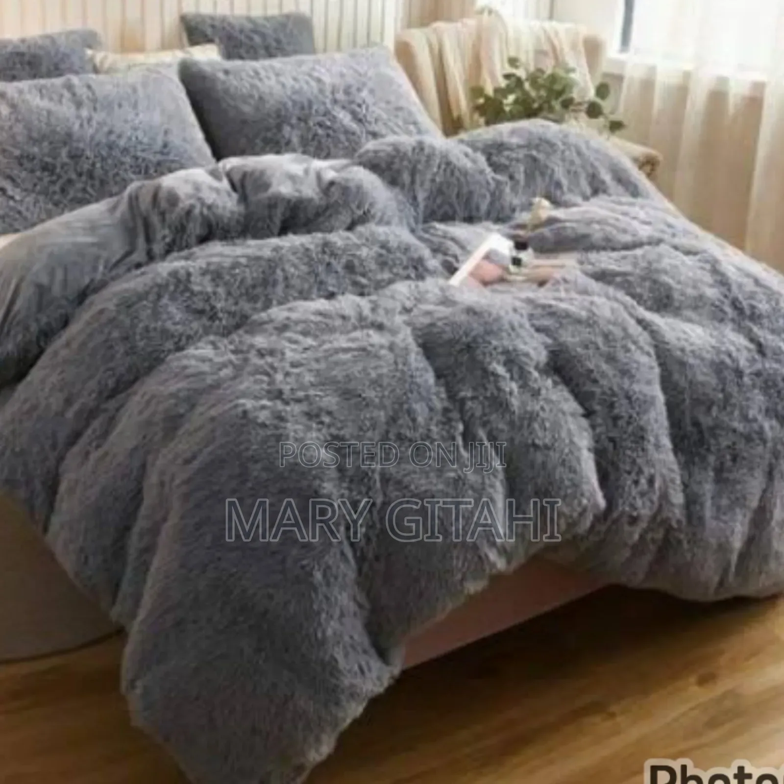 Warm Fluffy Duvet Grey in Colour