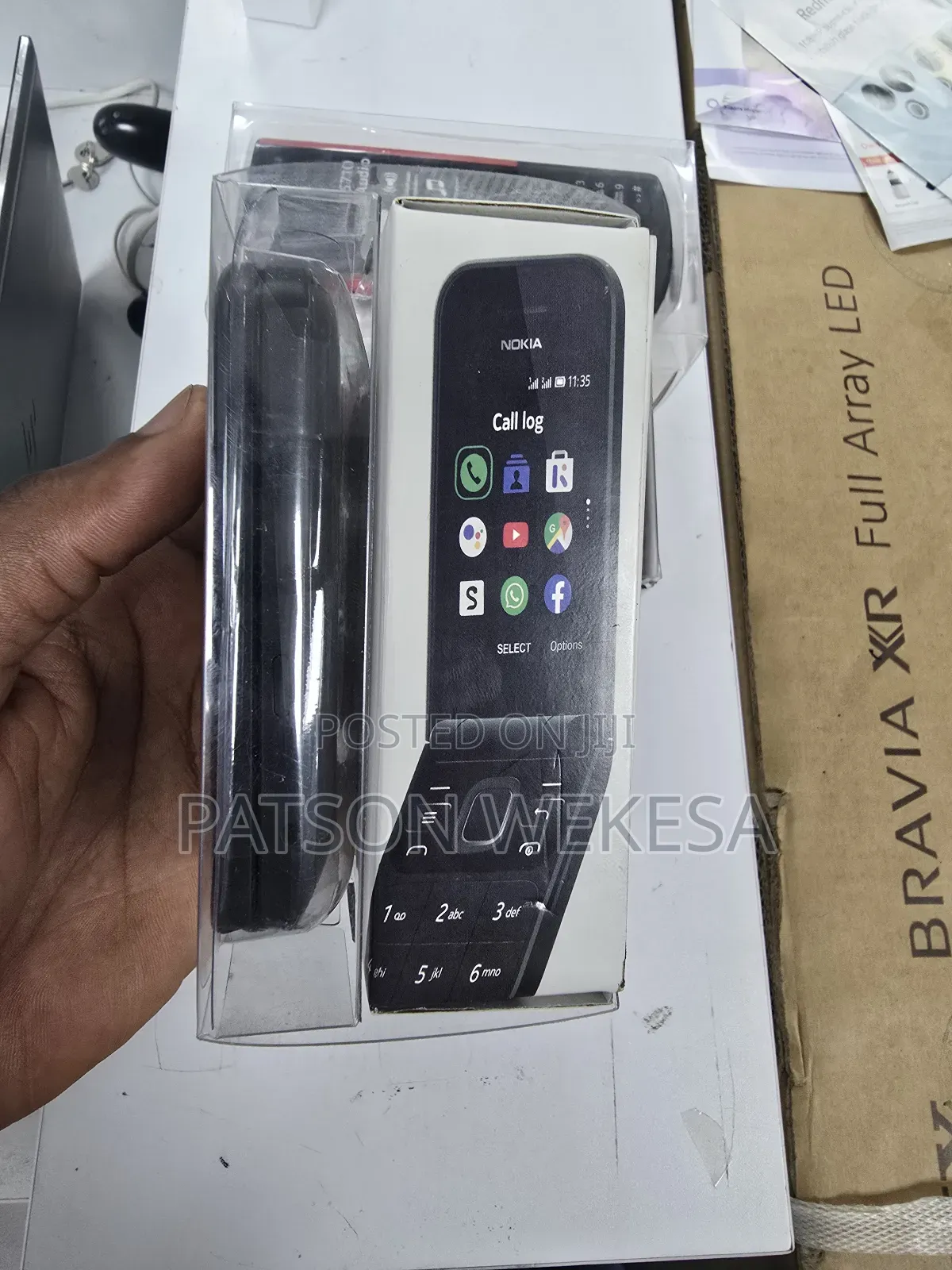 New Nokia 2720 Flip 512 GB Black