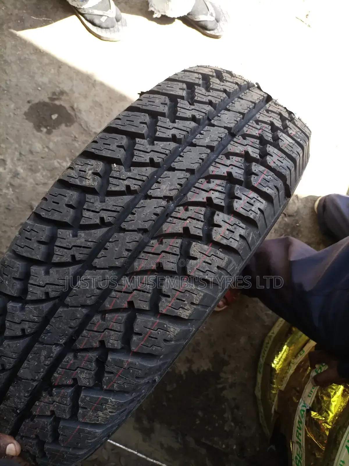 265/65r17 Maxtrek Tyres