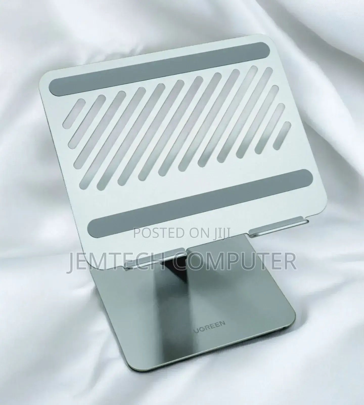 UGREEN Adjustable Laptop Stand (Silver)