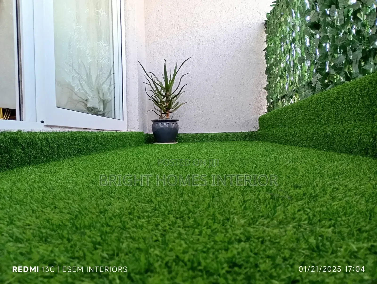 Artificial Grass Carpet Available at the Shop