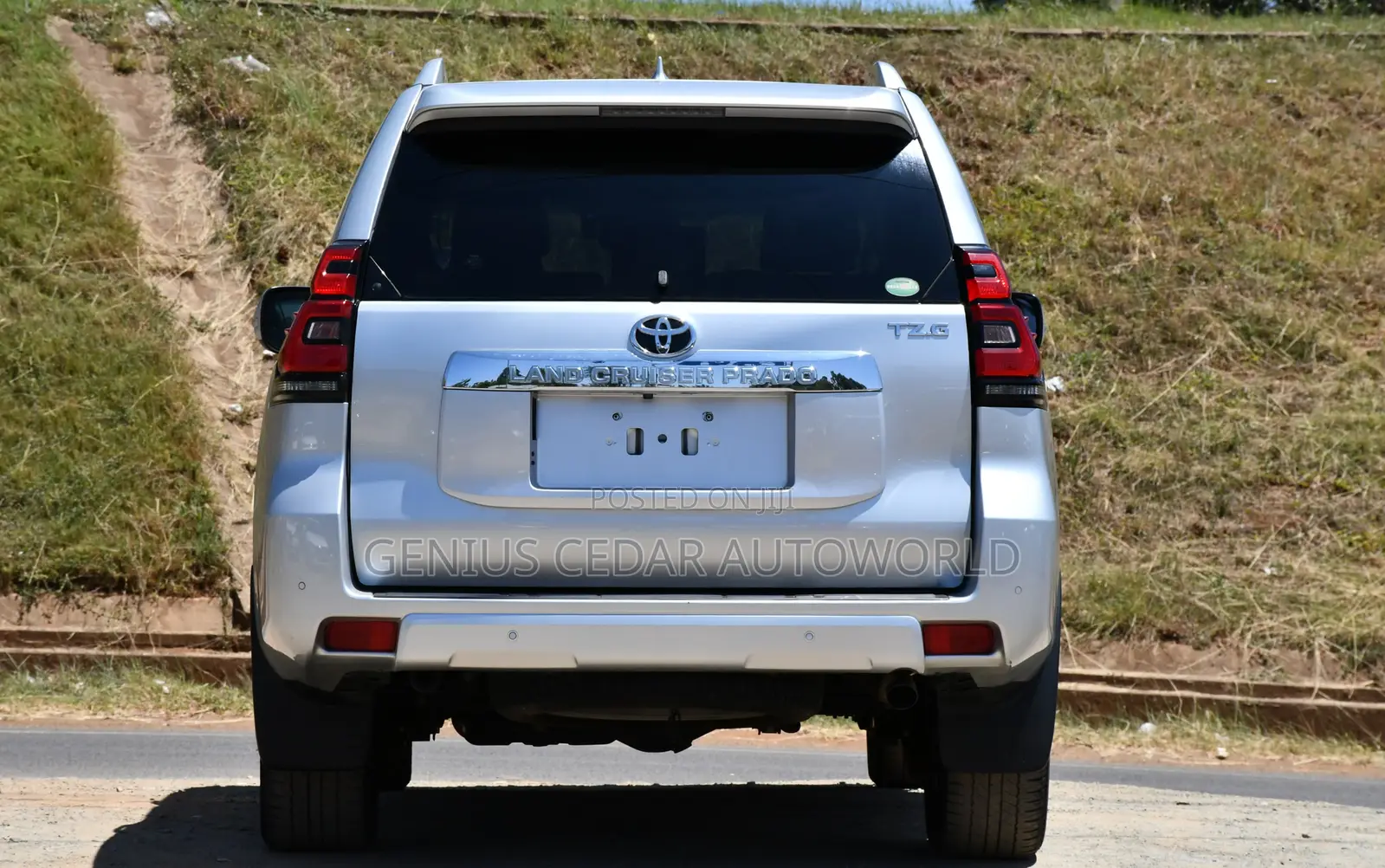 Toyota Land Cruiser Prado 2018 Silver