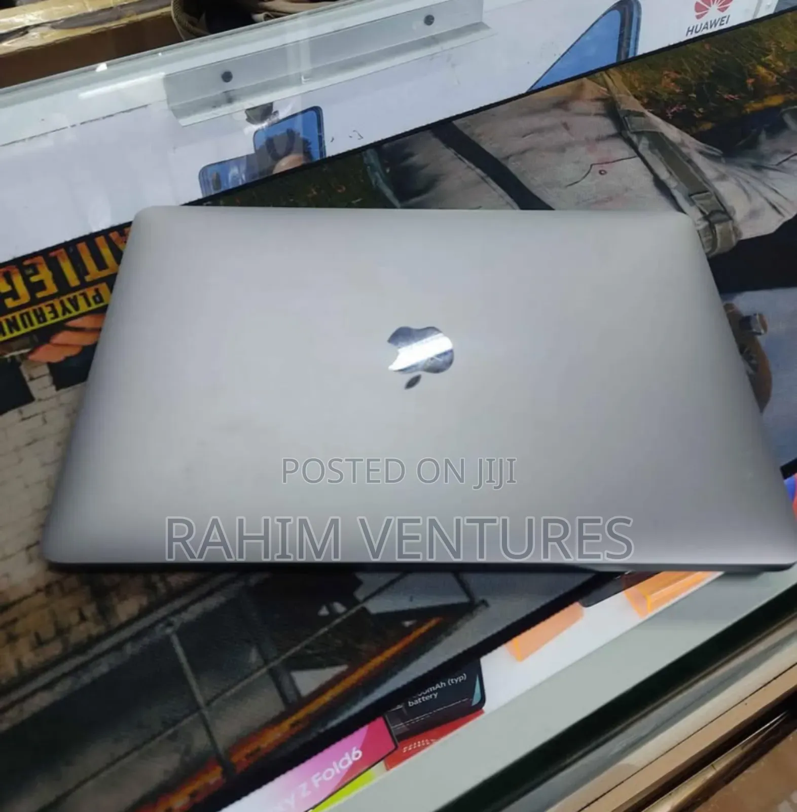 Laptop Apple MacBook Pro 2019 16GB Intel Core i7 SSD 256GB