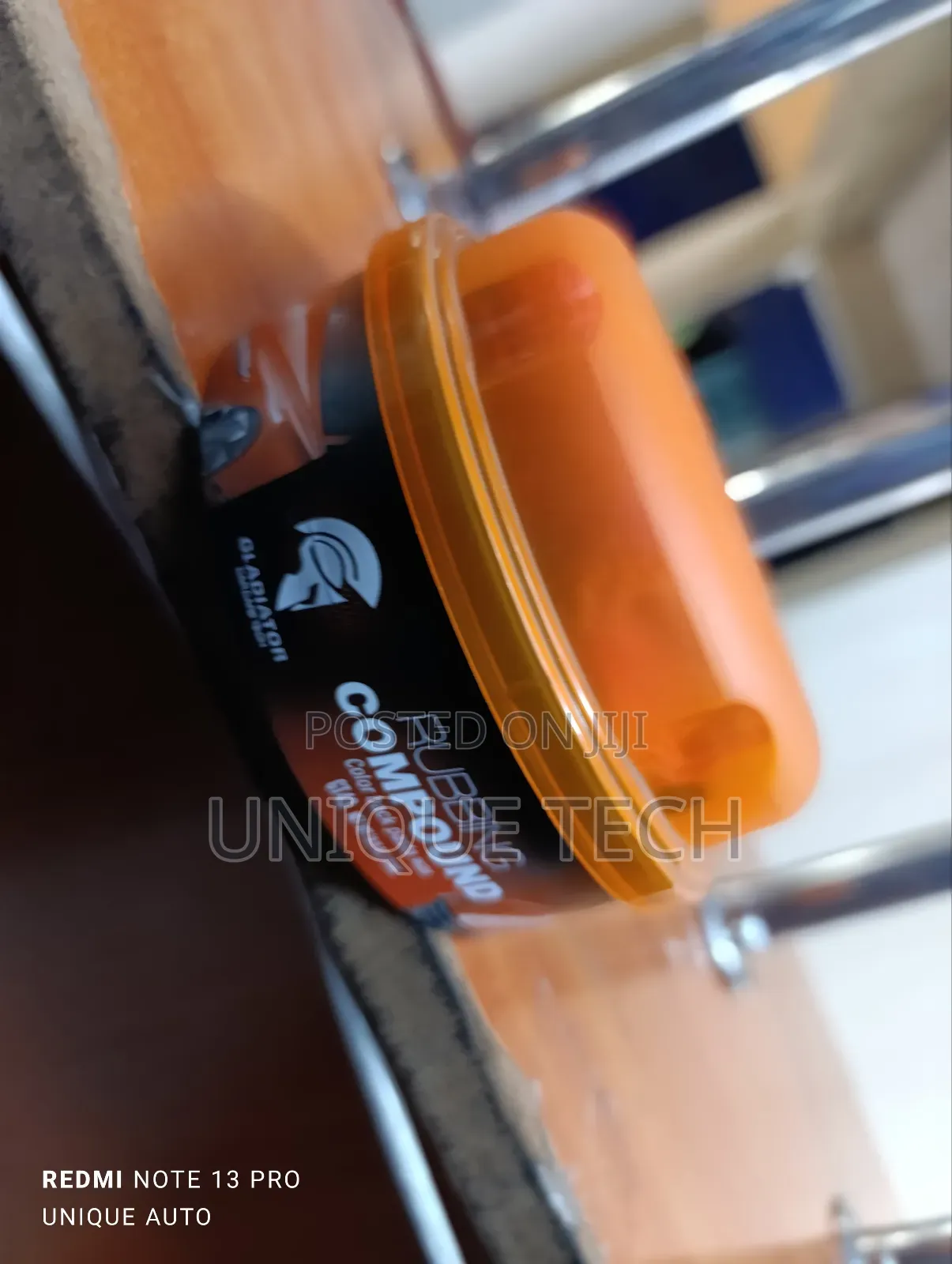 Gladiator Rubbing Compound, Powerful Scratch Swirl Remover