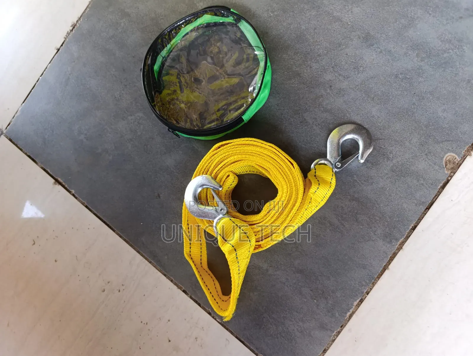 High-Strength Tow Rope, Essential for Emergency Towing