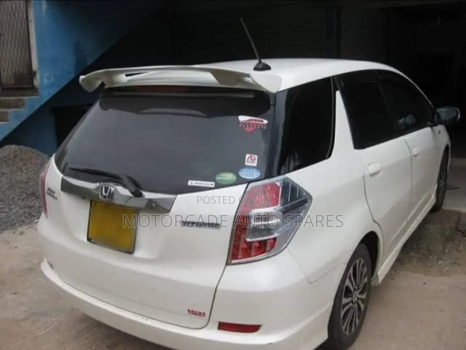Honda Fit Shuttle Spoiler With Brake Light