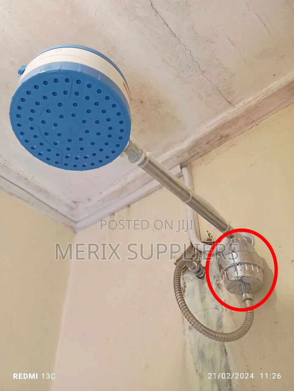 Instant Shower Filter With Wall Mount Bracket