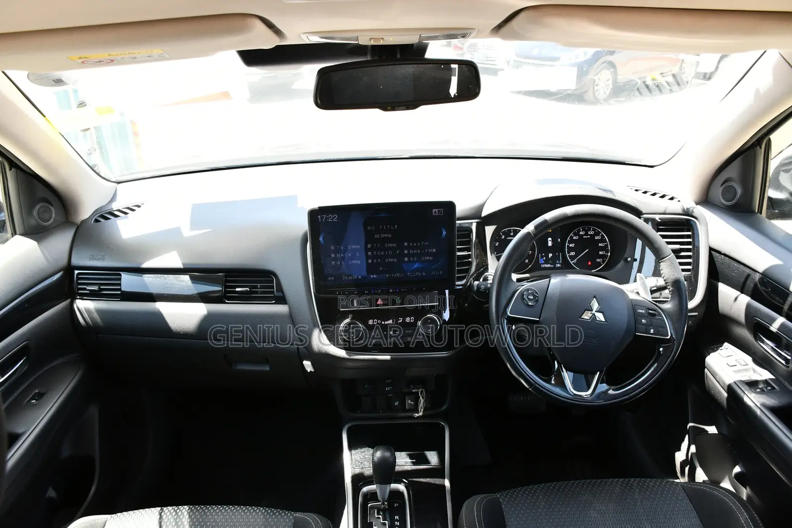 Mitsubishi Outlander 2019 Blue