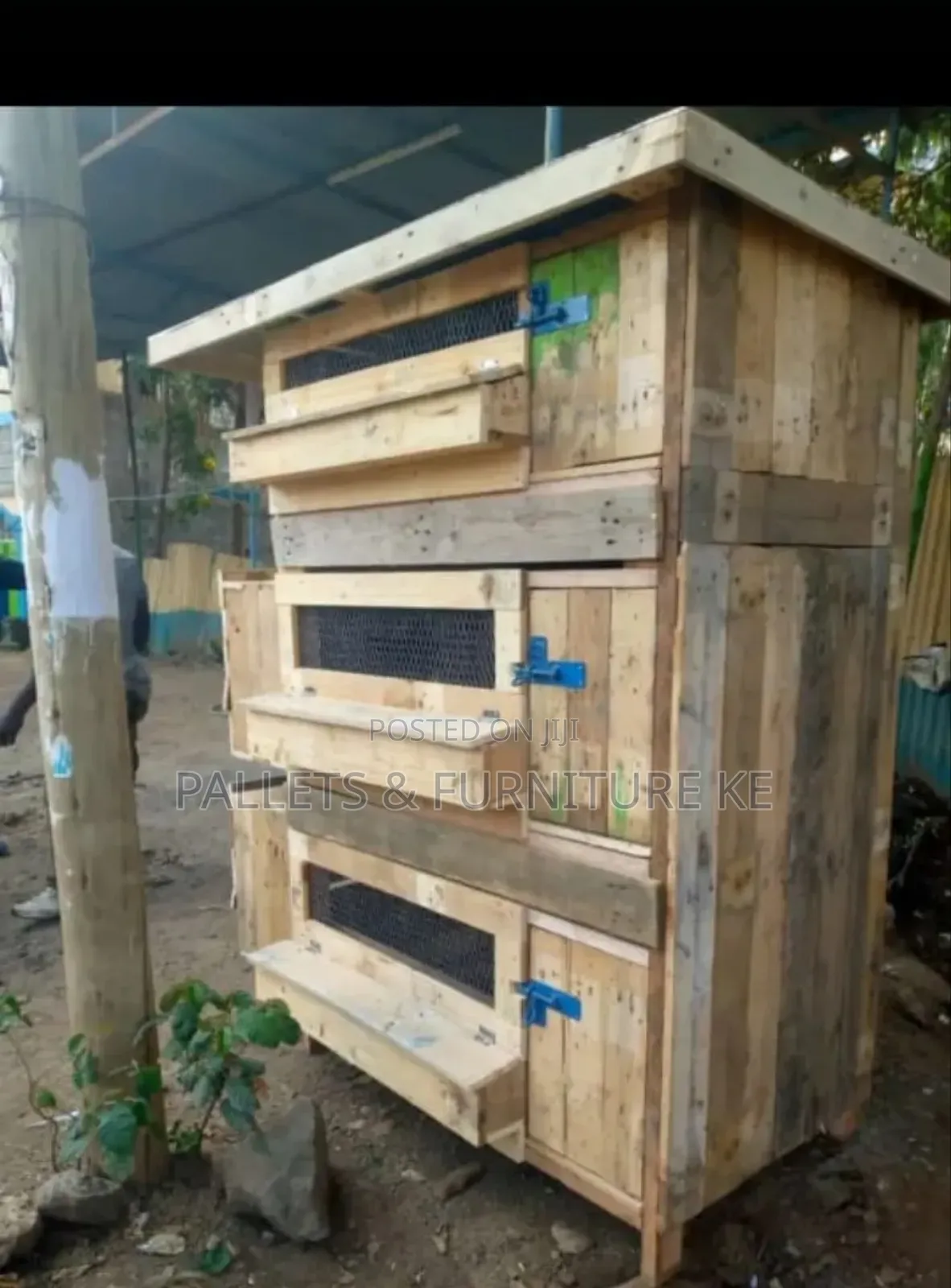 Feathered Fortress With Feeders