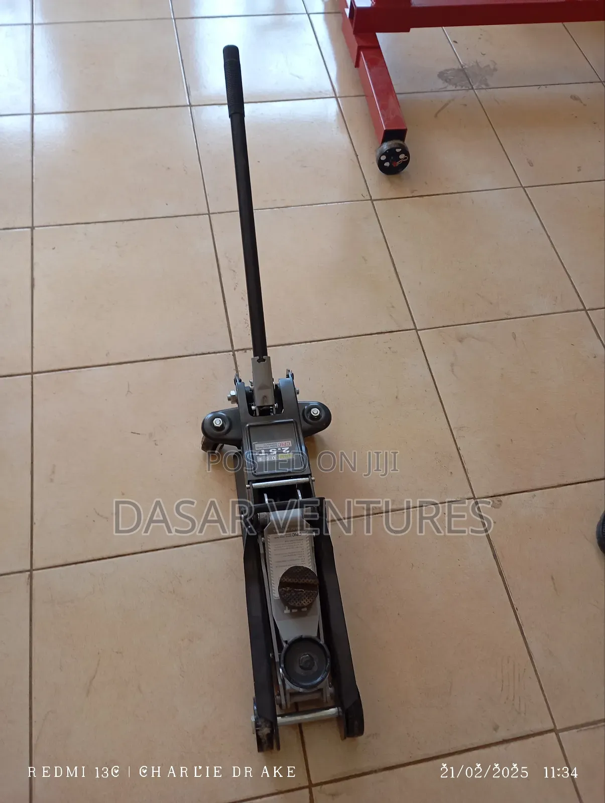 Hydraulic Trolley Jack 2.5tonne