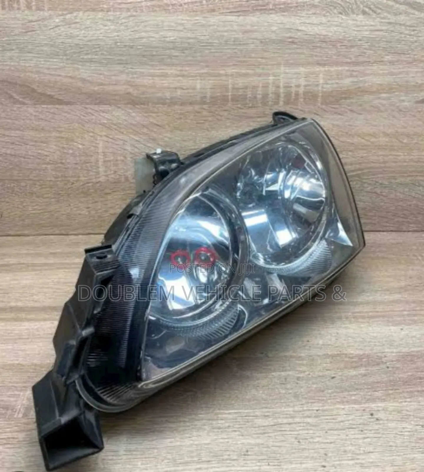 Headlamp Toyota Avensis/Caldina Samosa